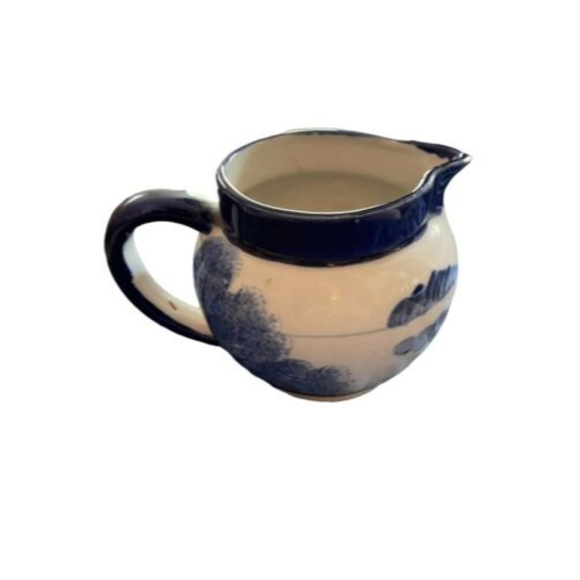 Cobalt blue and white Ceramic creamer/small pitcher made in Japan - Picture 3 of 4
